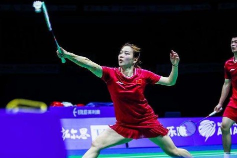 哪里可以学习到高级的篮球战术训练方法？_0