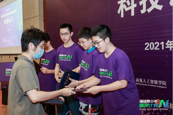 职业球员如何通过联赛提升竞技水平_0
